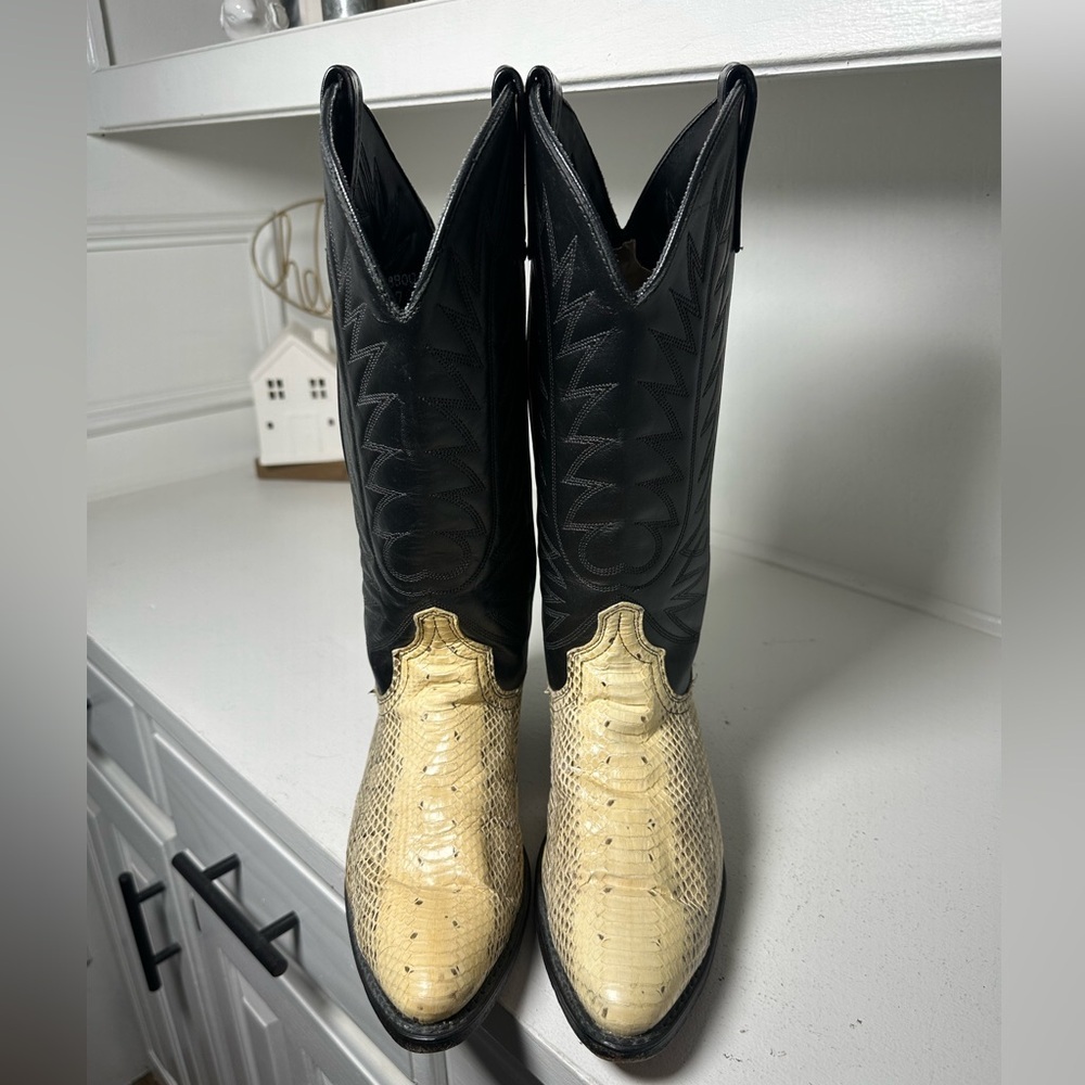 Laredo Snakeskin Print Cowboy Boots Mens 8D Womens 9.5 Black Tan Western Exotic - Picture 2 of 7